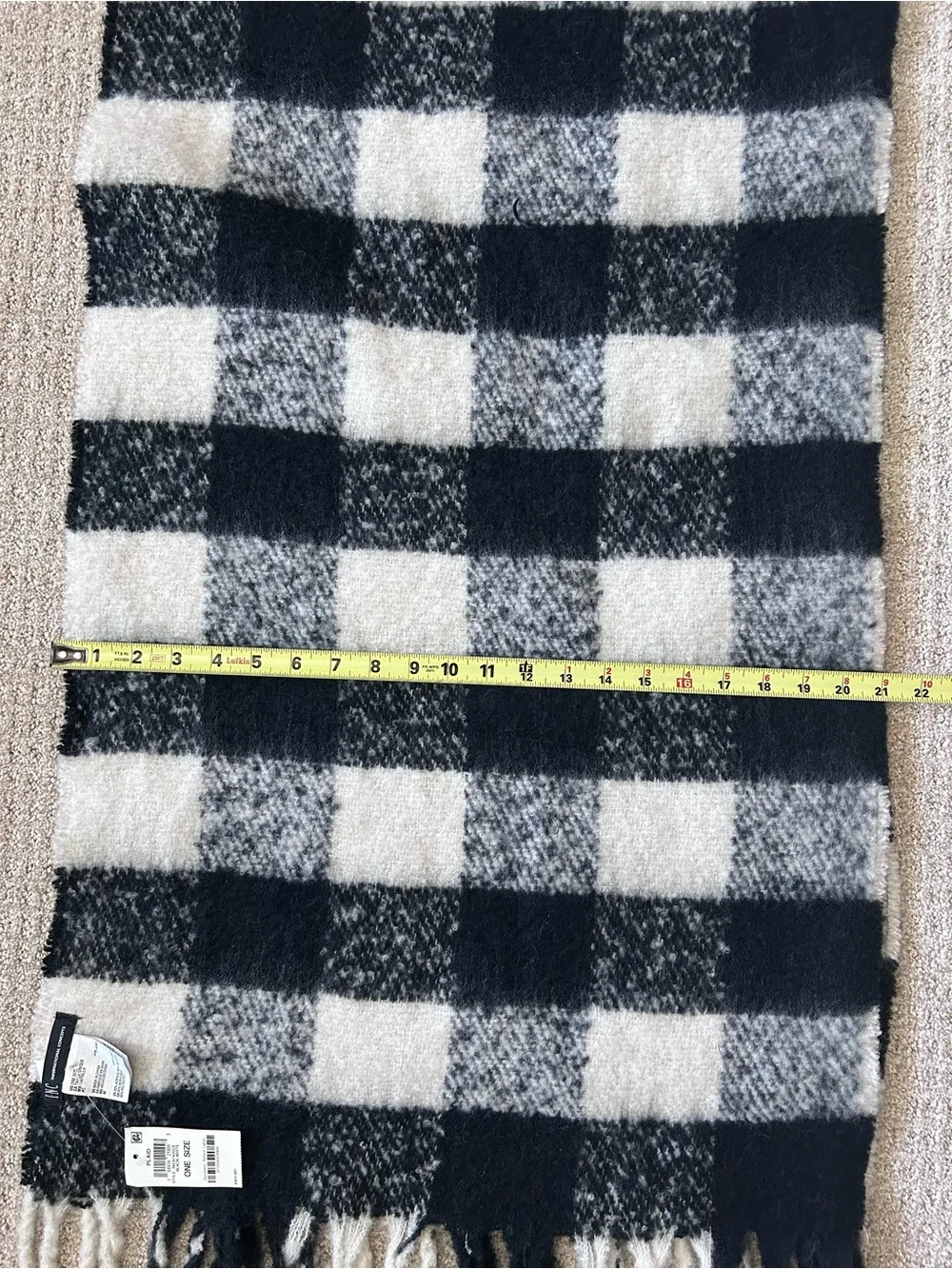 International Concepts INC Black and White Buffalo Check Scarf With Fringe
